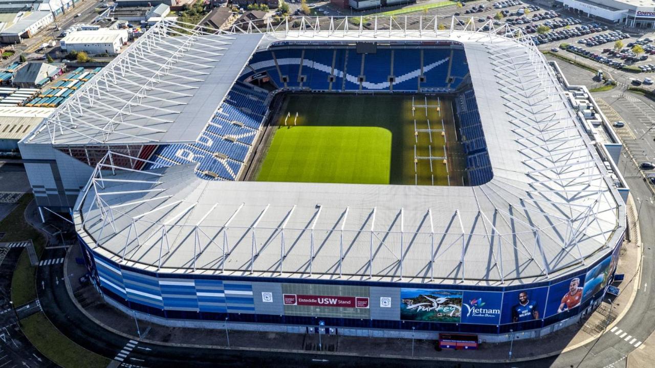 Mrs Potts Vandrarhem Cardiff Exteriör bild